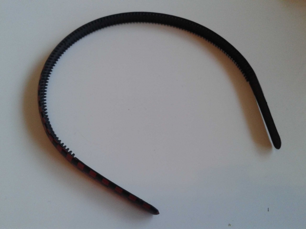 Rot / Schwarz karrierter Haarreif