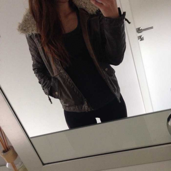 Zara Lederjacke gesteppt Fellkragen Fake Fur