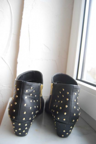 Schwarze Stiefeletten  Boots Schuhe Trendi