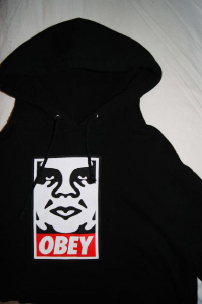 schwarzer Hoodie von Obey, mit Logo 