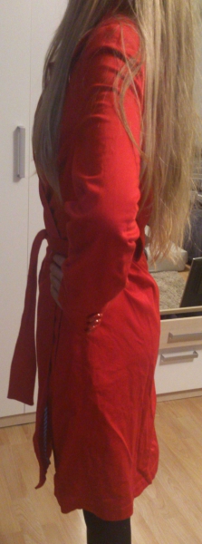 Roter Mantel Größe S/M