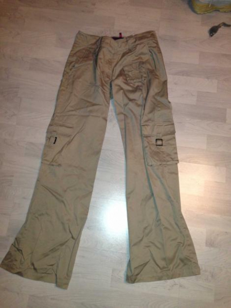 Beigehose von Fishbone