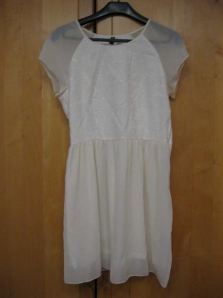 Cremefarbenes Kleid von H&M