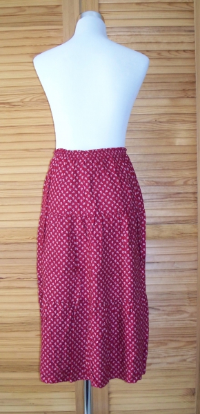VINTAGE// Roter gemusterter Stufenrock (highwaist, midi) Boho