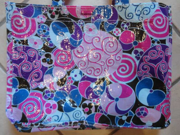 kleine bunte Plastik-Tasche mit süßen Prints