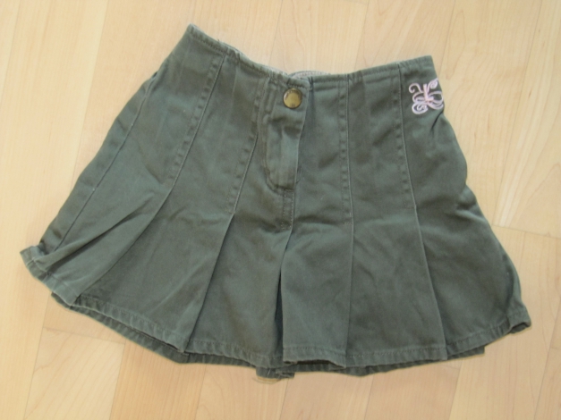 Toller Rock mit Falten khaki Gr.86 H&M