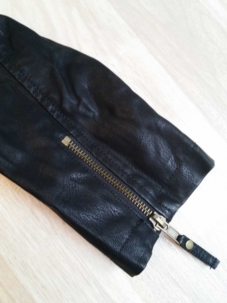Review-Jacke in Lederoptik! NEU
