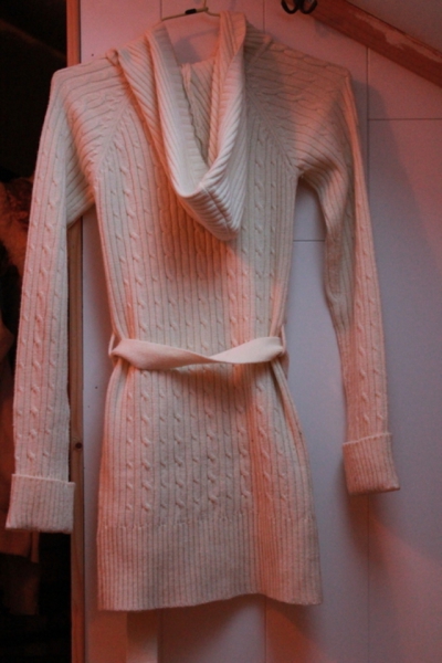 schöner Strickcardigan