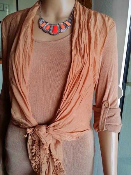   Sehr Schöne Tunika in Beige