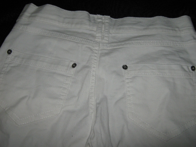 NEU * Sexy * edel * Jeans * Bermuda- Short * kurze Hose 