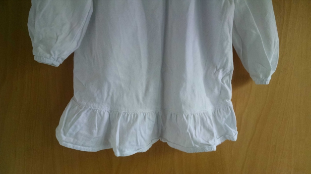 Süßes weißes Shirt