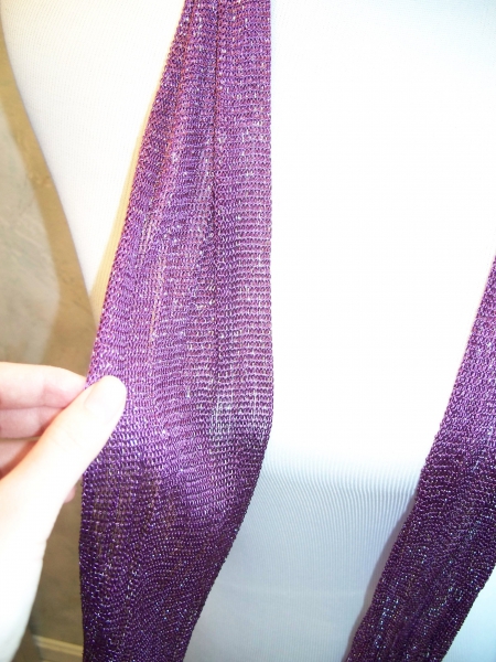 SHE// Schicker Schal in lila/ silber glitzernd