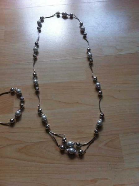 Kette und Armband im set