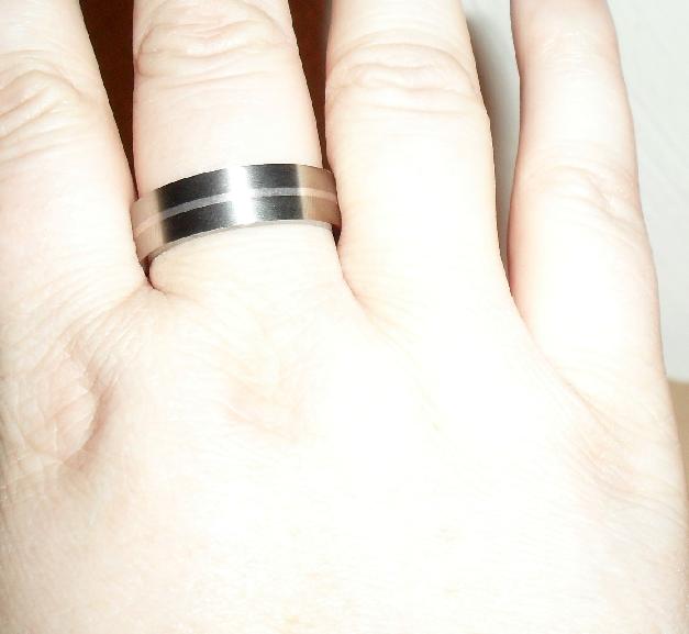 Schöner Ring, Edelstahl  21,7 mm