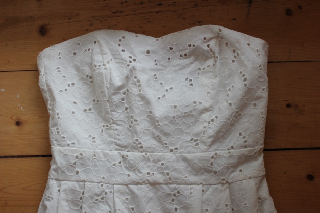 weißes Kleid in Gr. 38