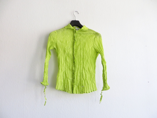 Trashige hellgrüne Seidenbluse Gr. S 34 36 halbelane Ärmel Plissé