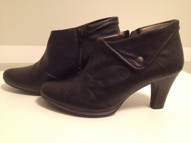 Stiefelette schwarz Gr 38