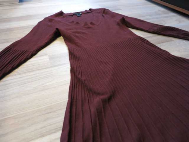 Weinrotes Wollkleid Größe L