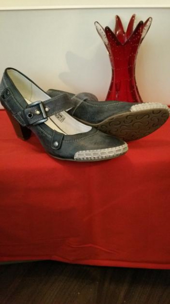 Neue Wunderschöne neuwertige SPICY Young Fashion schuhe gr.41