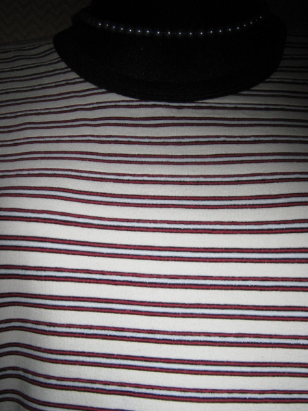 NEUw * Klassisch * Maritim * Navy * Streifen * Kurzarm * Bodycon * Strech * T- SHIRT * Gr. 36, 38- 40/ S- M * blau * weiß * rot *