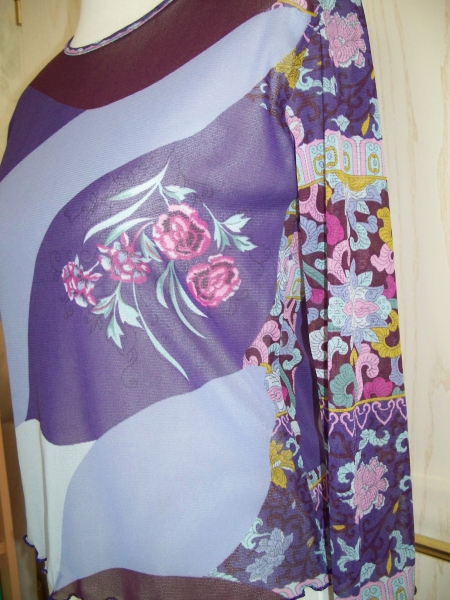 Transparentes Shirt mit Rosen im 70er-Vintage-Style Gr. 36/ 38