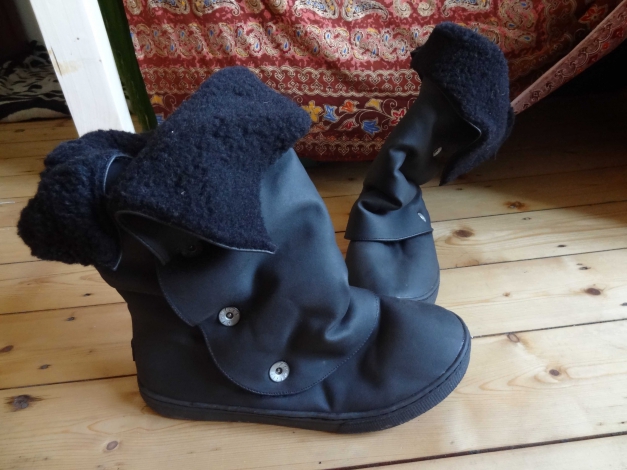 Blowfish Ramish Gr. 42, mit Kunst-Fell