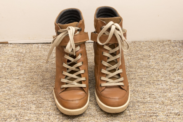 Cognac-braune Buffalo Wedges