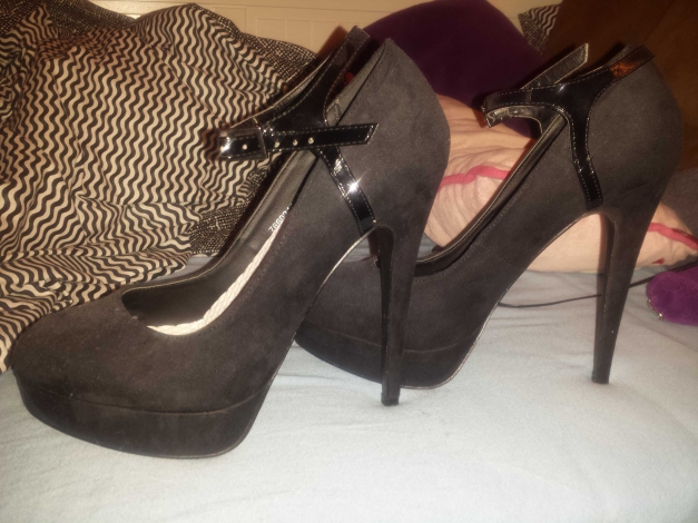 Schwarze High Heels