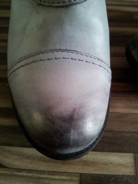 NEU! hellgraue Halbstiefel von Carinii