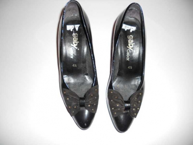 Gabor Pumps schwarz Lackleder mit Fliege mit Nieten gr. 37