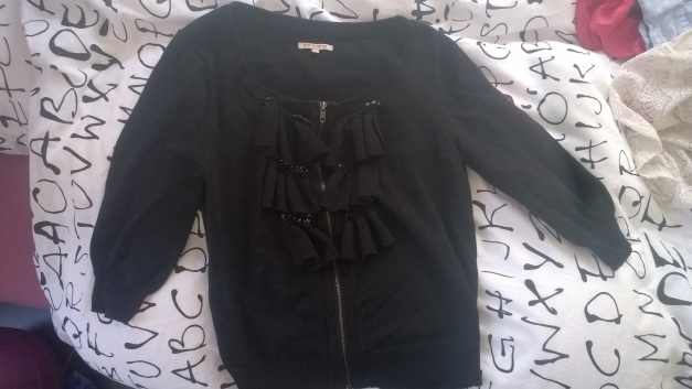 Schwarze weste von Review