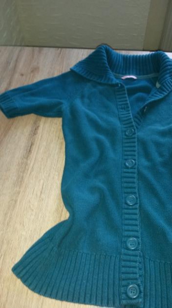 Türkise, kurzärmlige Strickjacke von Esprit 