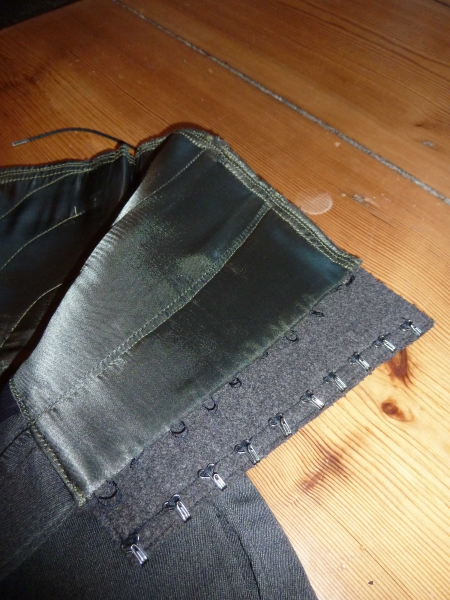 Reiterhose - Breeches - Stiefelhose - Designerhose - Korsage - Burlesque