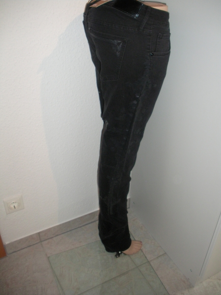 Röhren Jeans H&M schwarz Gr.36 Neu