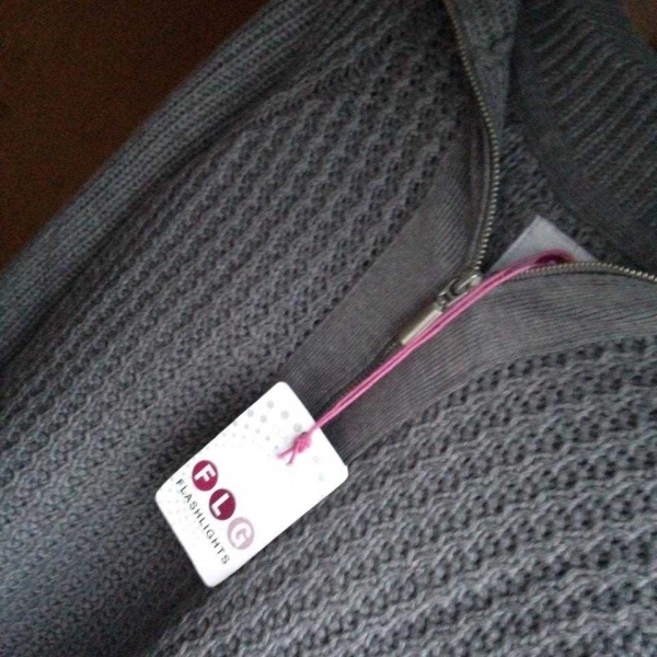 Neues Strickkleid in grau, Größe S/M von Flashlights