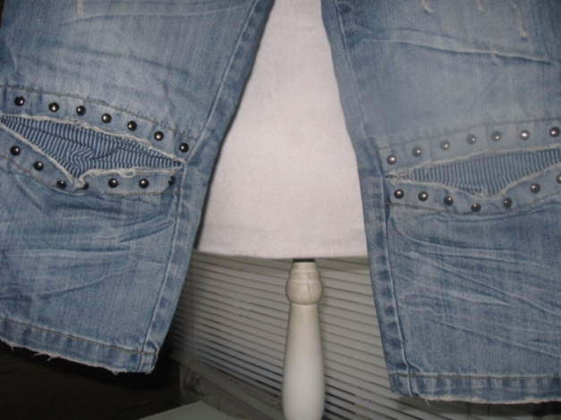 *** Genial ~ Jeans ~ Bermuda ~ Nieten *** 