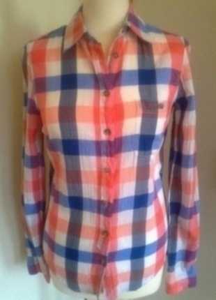 NEU Süße Bluse mit Karomuster