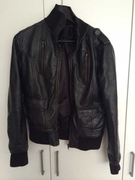 Lederjacke schwarz