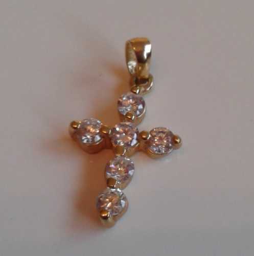 Kreuz Anhänger mit Steinchen