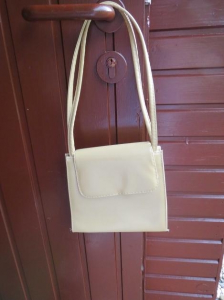 Tasche,klein,neu,beige