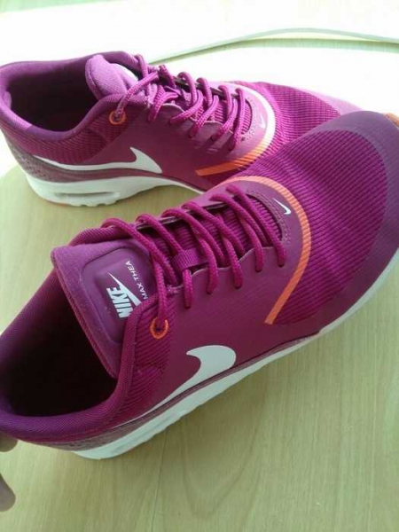 Nike Thea Magenta