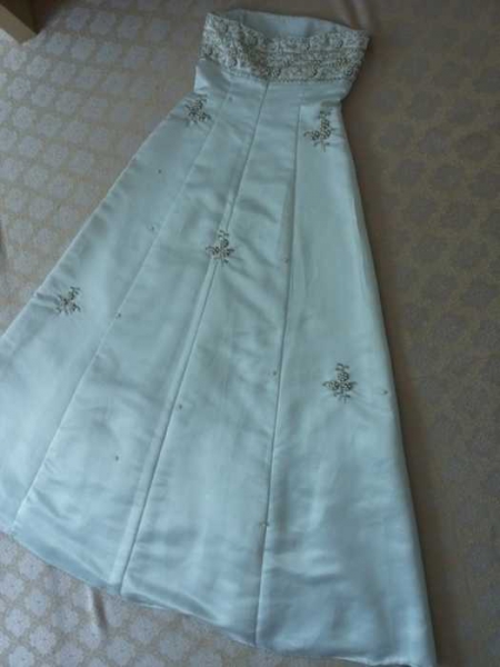 Wunderschönes romantisches Brautkleid Verlobung Abiball Ballkleid Standesamt Apart Perlen Stickerei