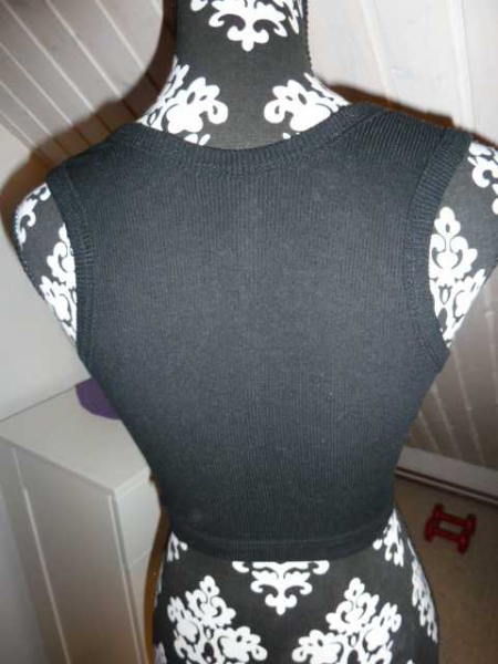 kurzes Crop Top - schwarz - bauchfrei - Größe XS 34