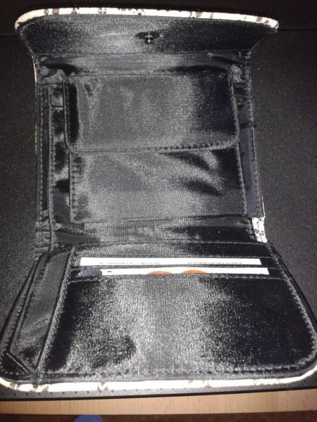 Geldbeutel im Schlangenleder-Design