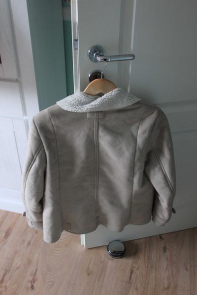 H&M (imitierte) Lammfell Jacke
