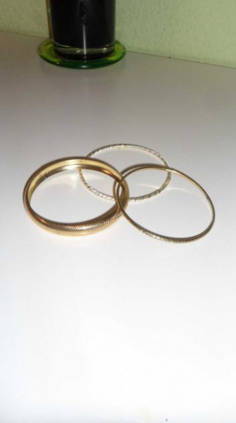 3 wunderschöne Armreifen - in verschiedenen Breiten