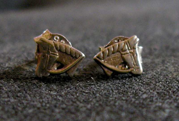 Echt silberne Ohrstecker in Pferde-Form