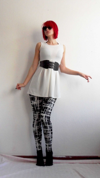 Wollweißes Skaterkleid Gr. M 36 38 kurz von NastyGal