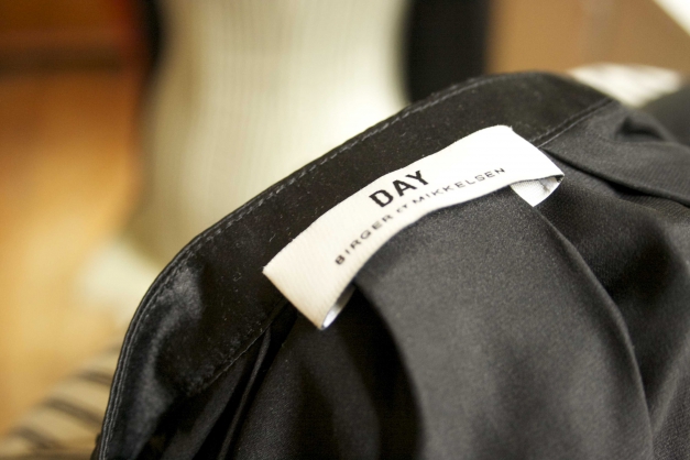 Kleines Schwarzes aus Seide von DAY Birger