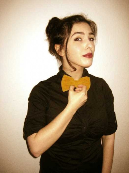 Originale Vintagefliege aus Samt